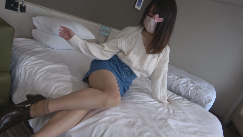 FC2-PPV-3108410 – [No personal photography] [First shot & first public release] Don't miss the shyness shown in the first shoot.  – The most beautiful woman of the year that I met through the introduction of RQ's 〇〇-chan!  – !  – Minami (19