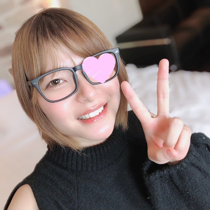 FC2-PPV-1754413 – Tsubasa 20 years old A nerdy girl with a cute smile full of charm!  – Although I'm embarrassed by the sex after a long time, my body is super sensitive!  – Pure White Beautiful Breasts x Deca Butt Body Pies Seeds!