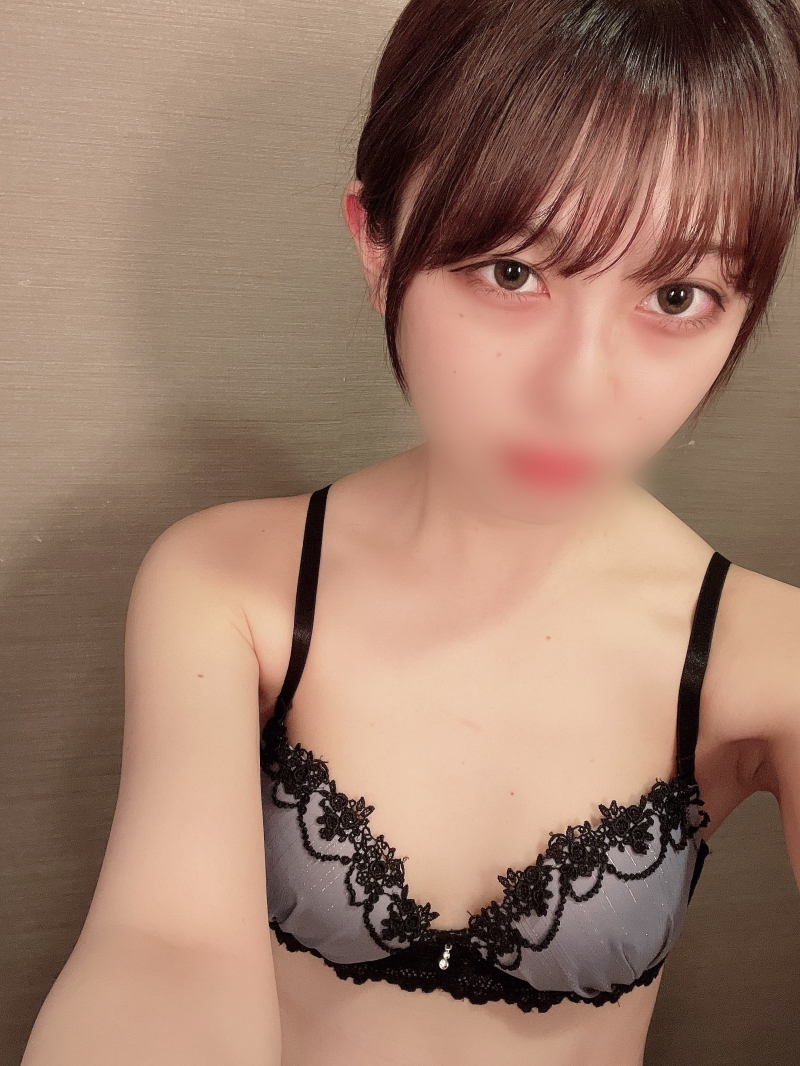 FC2-PPV-3131417 – [* Parents found out] Ao ● Current 3rd year student applying for Gakuin University.  – She is a fair-skinned slender beauty who is full of cuteness and charm.  – She had sex in her mouth for the first time in her life.  – She ejaculates  – EP 1